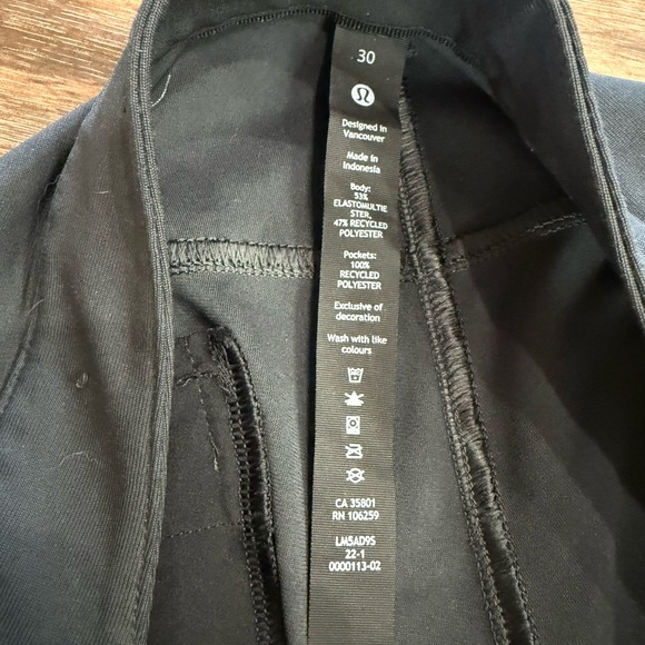 lululemon abc navy blue Pants size 30 - Picture 4 of 4